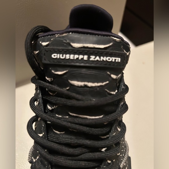 GIUSEPPE ZANOTTI Urchin Leather Sneaker - Picture 3 of 9